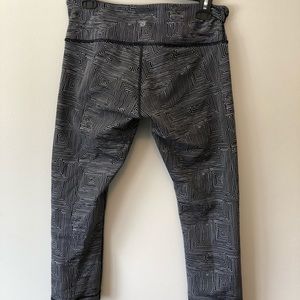 Cropped Lululemon Leggings Size 8!